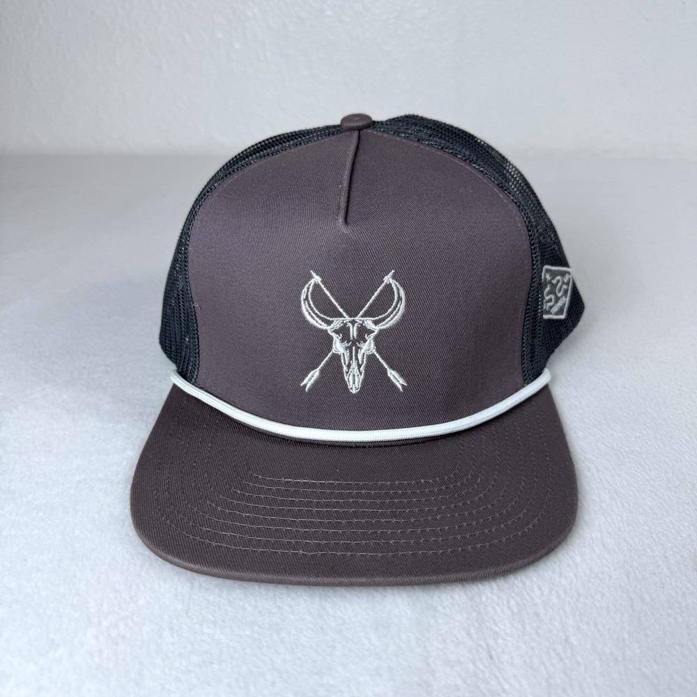 Southern String Hat Co Trucker Hat Deer Cow Skull Crossed Arrows Snapback Gray